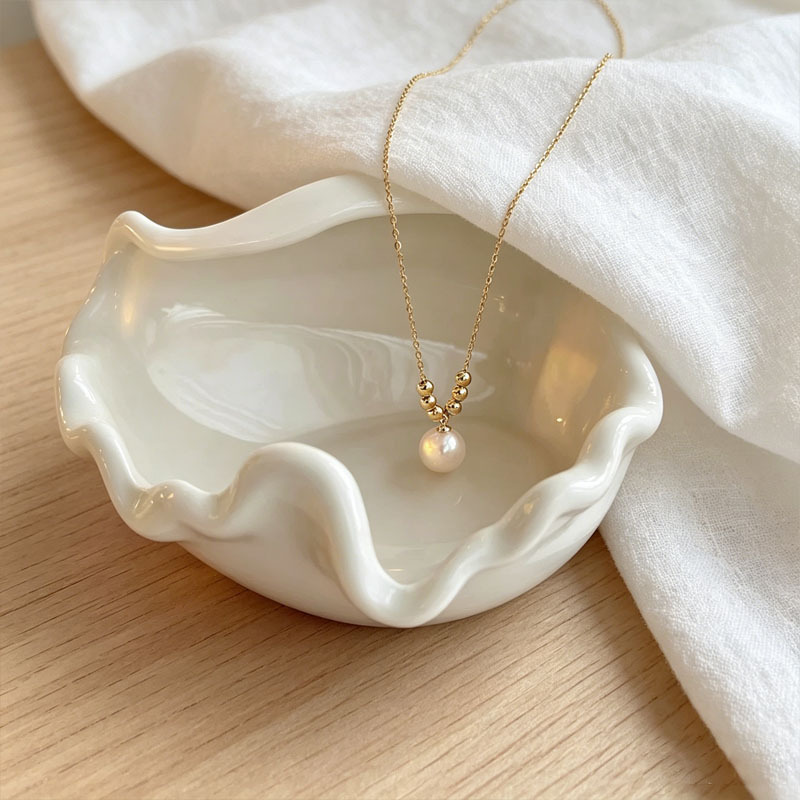 14k Gold Filled Adjustable Pendant Necklace with Natural Freshwater Pearl