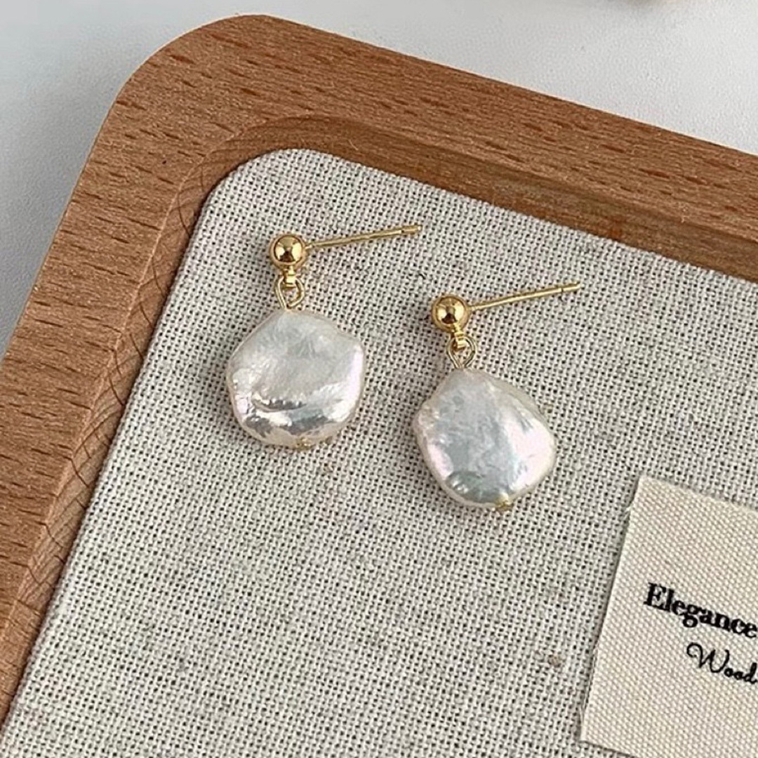 Baroque Pearl Flower Petal Stud Earrings - Vintage Style