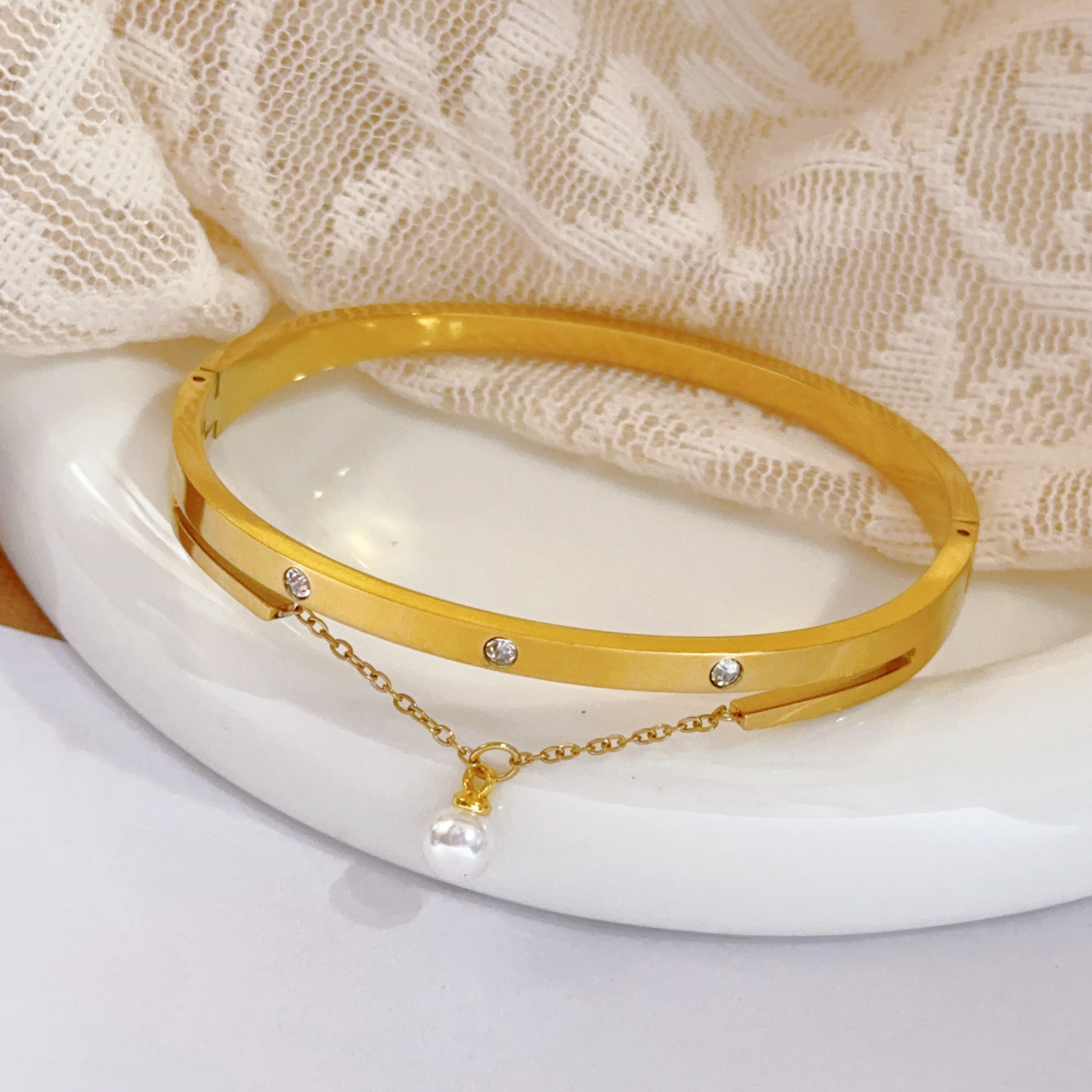 Luminous Pearl & CZ Clasp Bracelet | Premium Titanium Steel Chain Bangle for Women - Elegant Light Luxury Jewelry