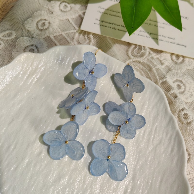 4-Cluster Resin Hydrangea Drop Earrings - Long Dangle Floral Jewelry with Pearls