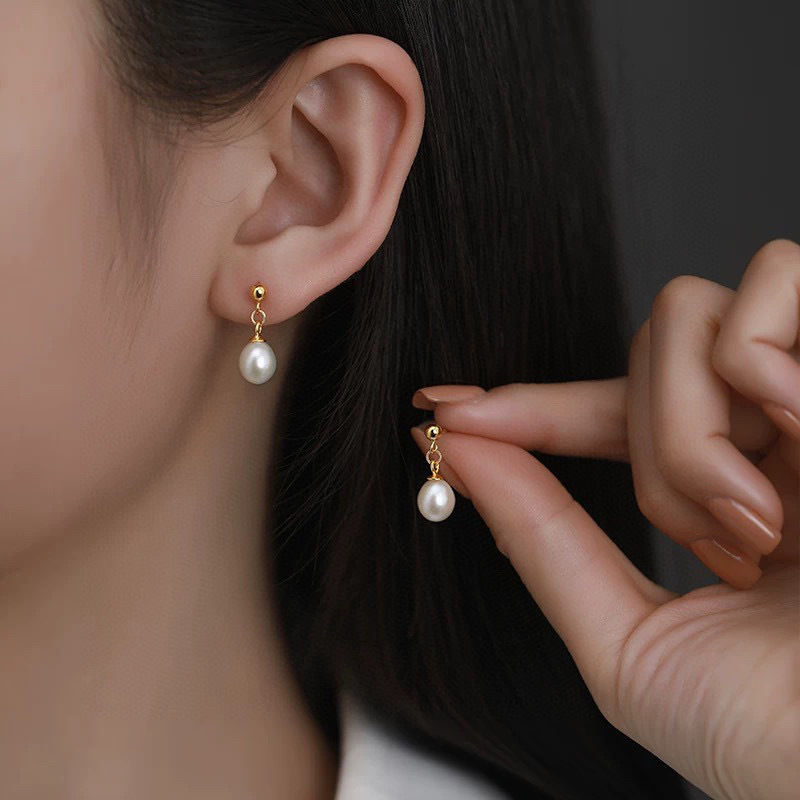 Minimalist Freshwater Pearl Stud Earrings with S925 Silver